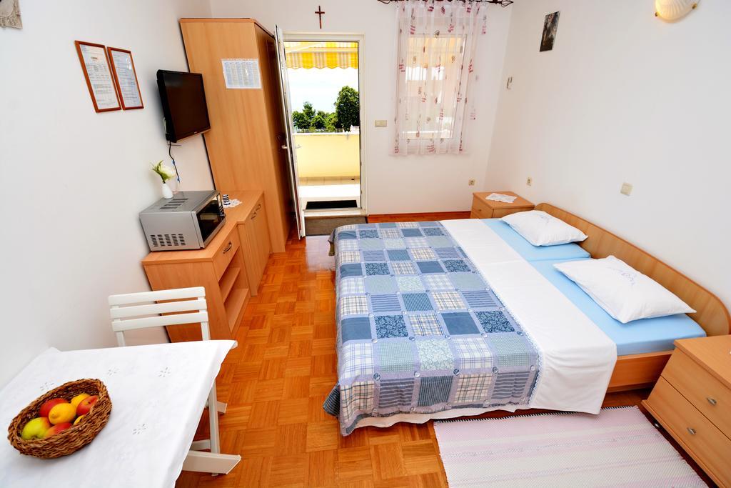 Apartments Andreja Kožino エクステリア 写真