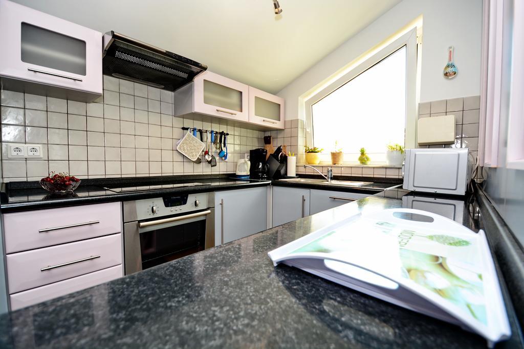 Apartments Andreja Kožino エクステリア 写真