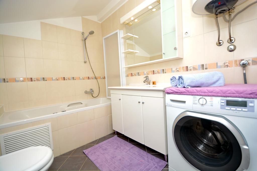 Apartments Andreja Kožino エクステリア 写真